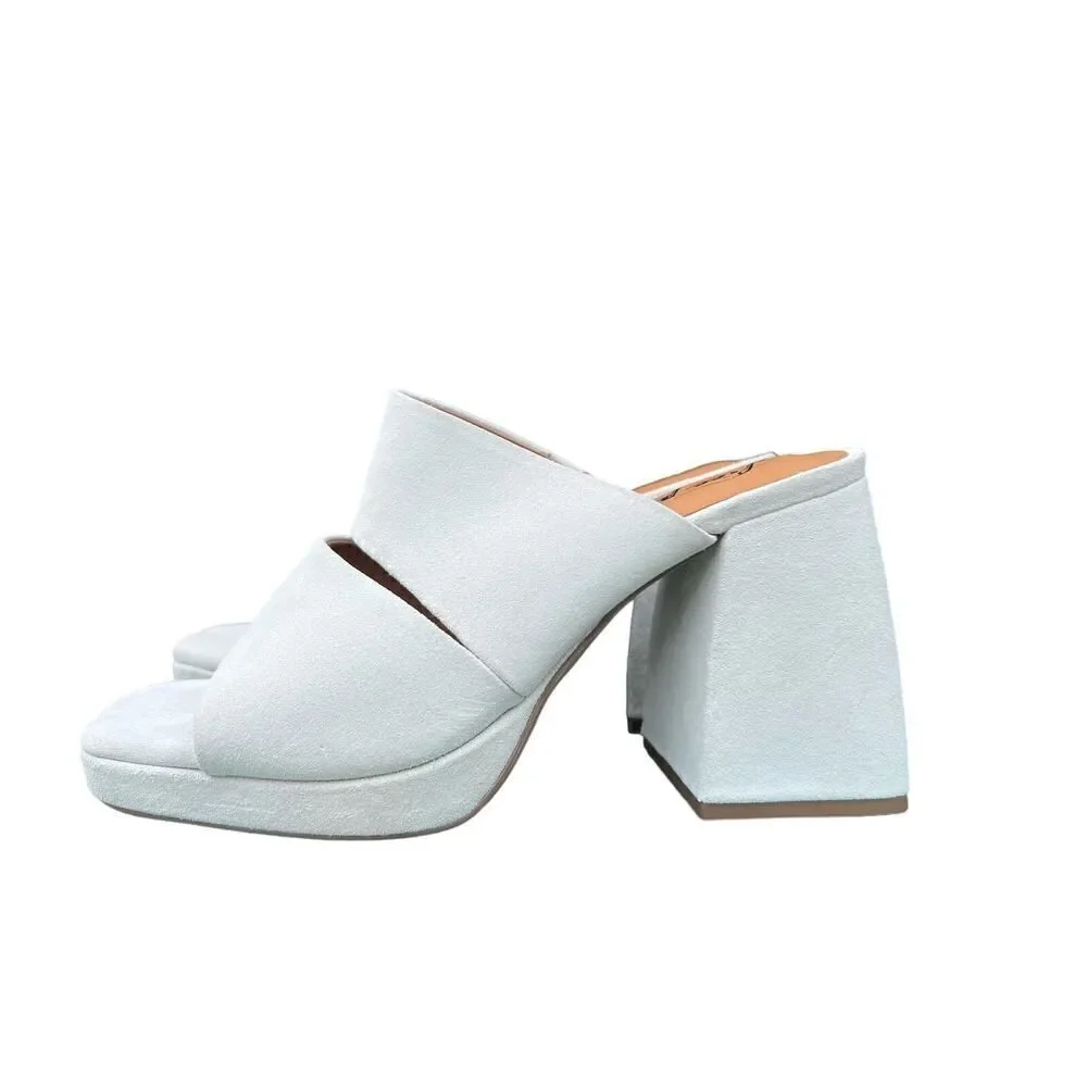 Free People NWOT Love Is Everywhere Platform Sandal Salt Gray Size 38.5 US 8.5